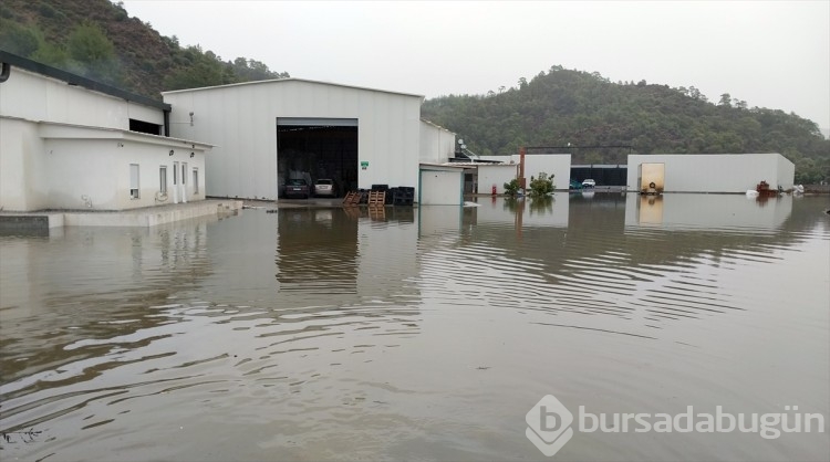 Muğla'da sağanak etkili oldu
