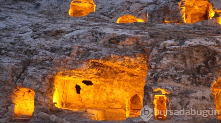 Gaziantep ve Şanlıurfa'daki tarihi mağaralar turizme hizmet ediyor

