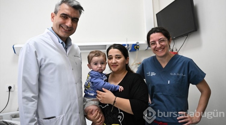 Azerbaycanlı bebeğe İzmir'de kritik müdahale
