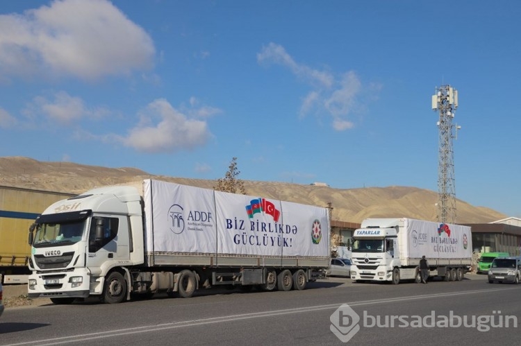 Azerbaycan'dan Türkiye'deki depremzedeler için 18 tonluk yardım
