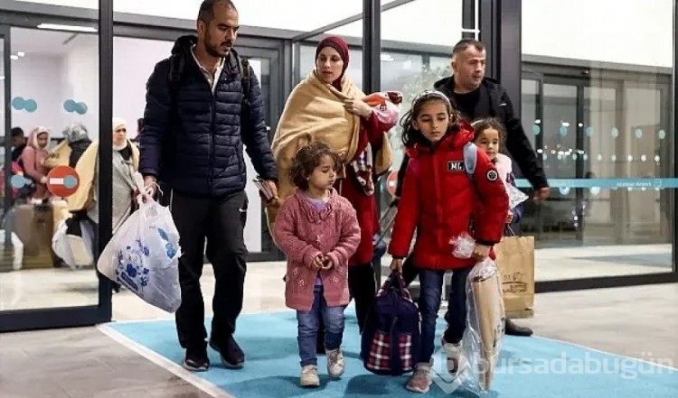 Gazze'den tahliye edilen Türk vatandaşları İstanbul'a geldi