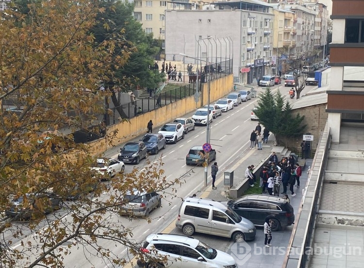 Bursa'da 5.1 büyüklüğünde deprem!