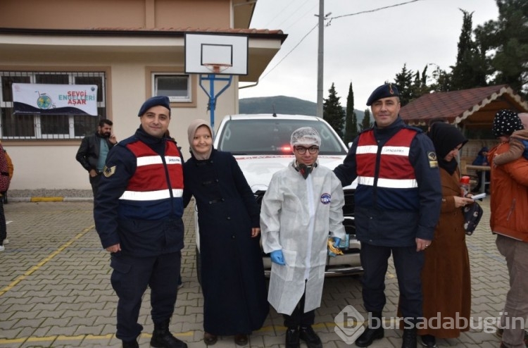 Bursa'da jandarmadan 'Engel olma farkında ol' projesi