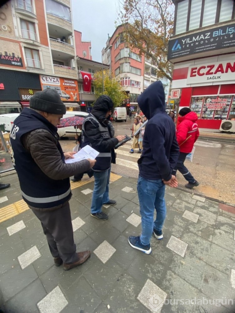 Bursa Orhangazi'de düzensiz göçmen denetimi! 4 kişi sınır dışı edildi