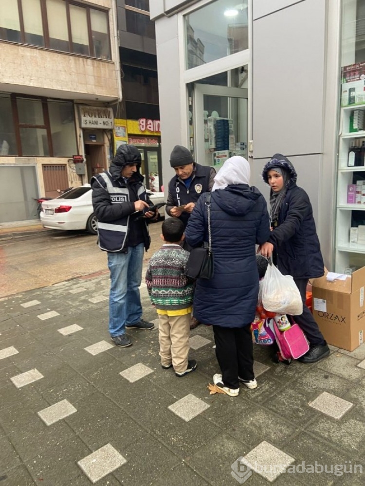Bursa Orhangazi'de düzensiz göçmen denetimi! 4 kişi sınır dışı edildi