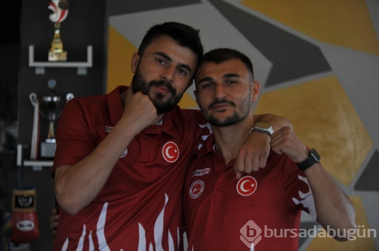 Bursalı kardeşler Kick boksta dünya ve Avrupa şampiyonu oldu