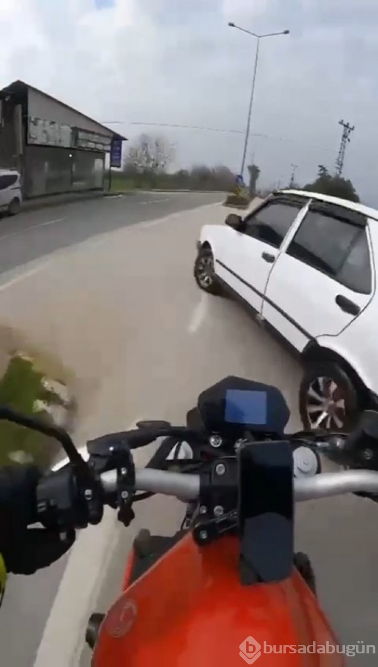 Bursa'da hatalı dönüş kaza getirdi