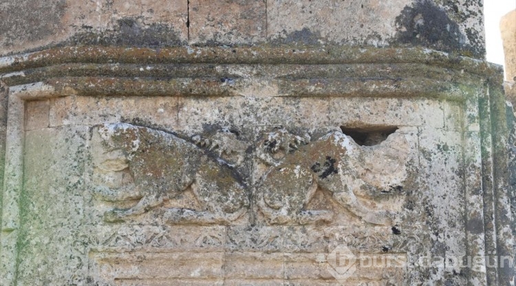 Van depremlerinde hasar gören Kara Yusuf Bey Kümbeti'nin restorasyonuna başlandı
