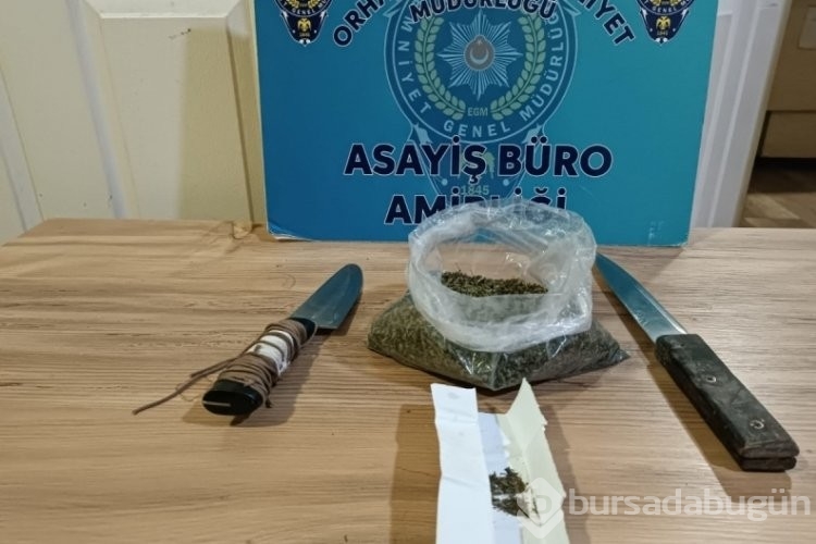 Bursa Orhangazi'de uyuşturucu başta olmak üzere çeşitli suçlardan yakalanan 9 kişi tutuklandı!
