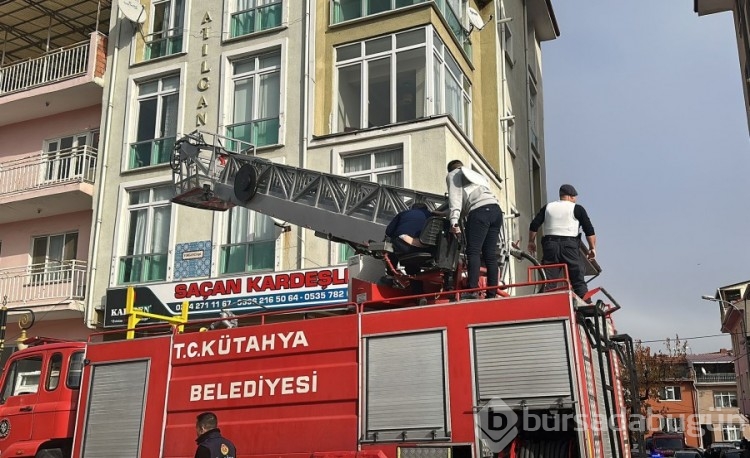 Kütahya'da sağlıkçıları rehin aldı, intihara teşebbüs etti!