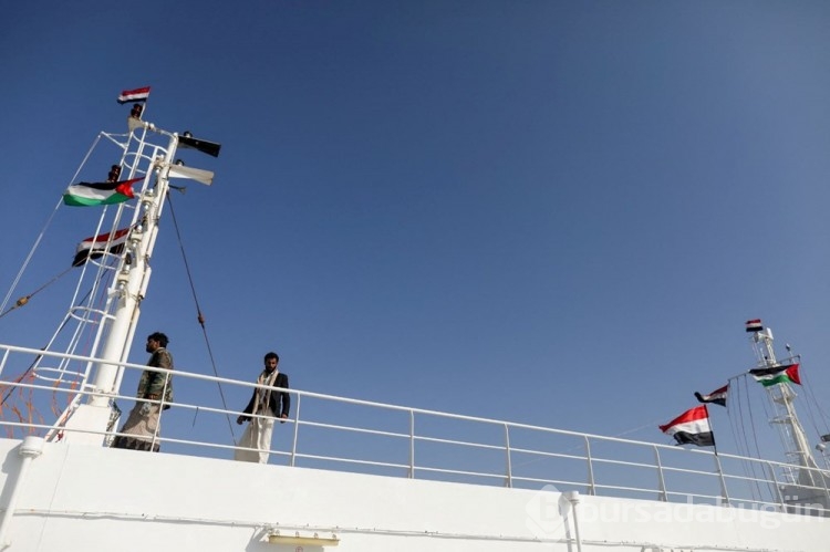 Husilerin kaçırdığı gemiye tur
