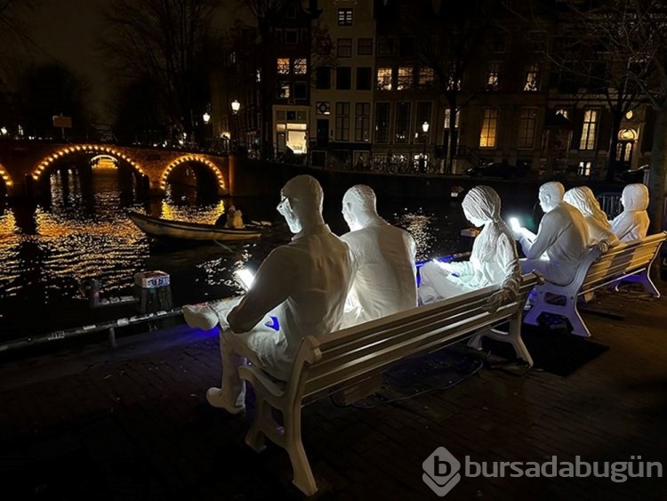 Hollanda'da Işık Sanatı Festivali başladı
