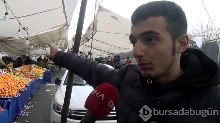 Gaziosmanpaşa'da pazarda unutulan araçlar yüzünden esnaf tezgah açamadı
