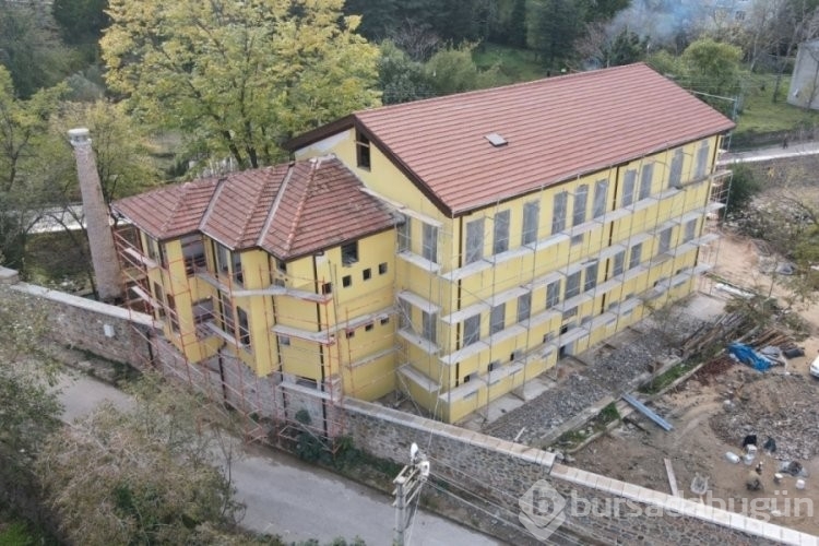 Bursa'da Karaağaç Sosyal Yaşam Merkezi açılış için gün sayıyor