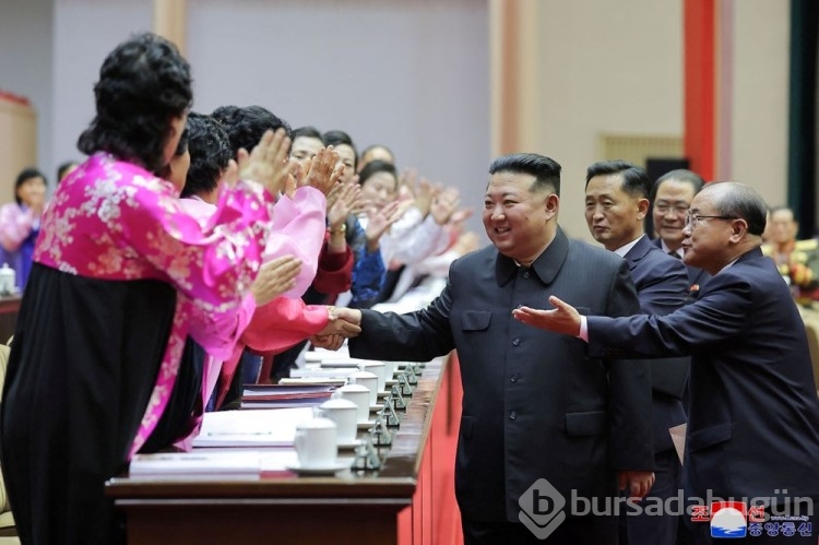 Kim Jong-un Kuzey Kore'deki düşük doğum oranları nedeniyle ağladı
