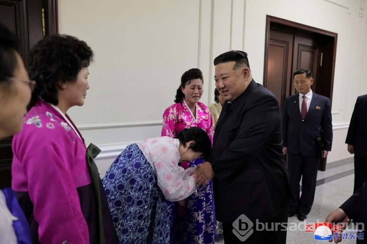 Kim Jong-un Kuzey Kore'deki düşük doğum oranları nedeniyle ağladı
