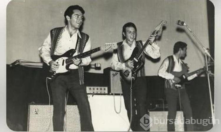 Apaşlar grubunun gitaristi Yalçınkaya Tümay vefat etti
