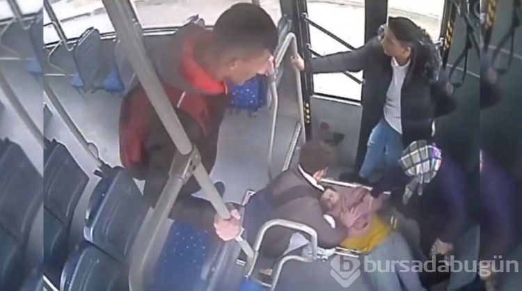 Durakta fenalaşan kadını hastaneye otobüs şoförü yetiştirdi
