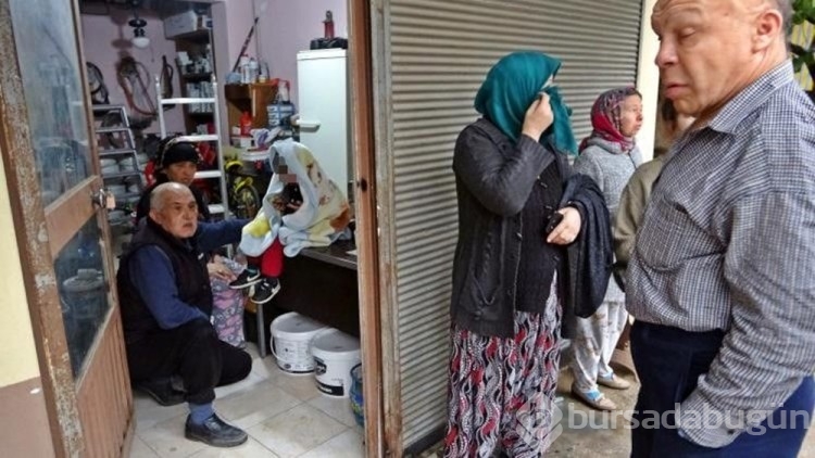 Bebek firarda annesi dışarı çıktı babası uyudu
