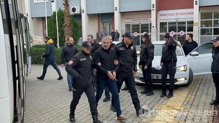 11 kişinin yaralandığı sopalı bıçaklı aile kavgasında tutuklu sayısı 17'ye çıktı
