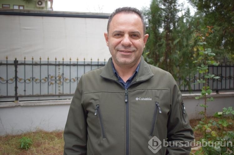 Kendisini arayan telefon dolandırıcısını 'inanmış' gibi yaparak kandırdı; o anları kaydetti
