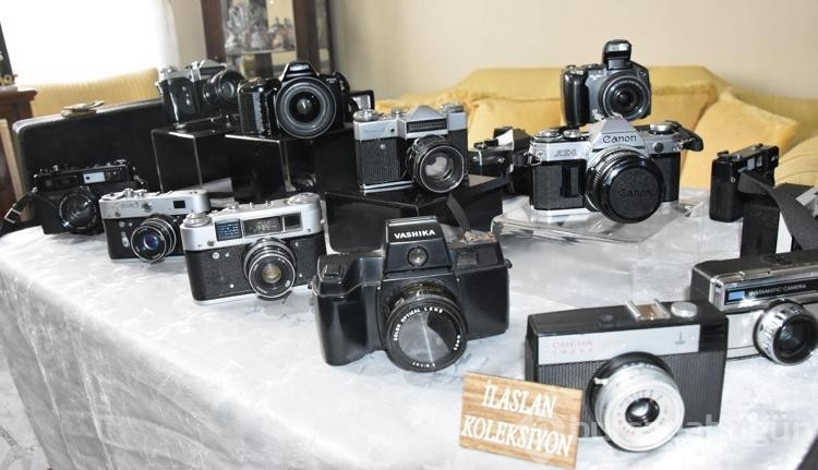 Emekli makinist, 43 yıllık fotoğrafçılık tutkusunu evinde 1000 parçalık koleksiyona dönüştürdü

