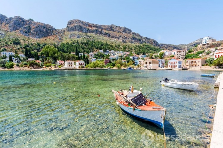 Yunanistan'a kapıda vize dönemi: 7 günlük turist vizesiyle gidilecek 10 ada
