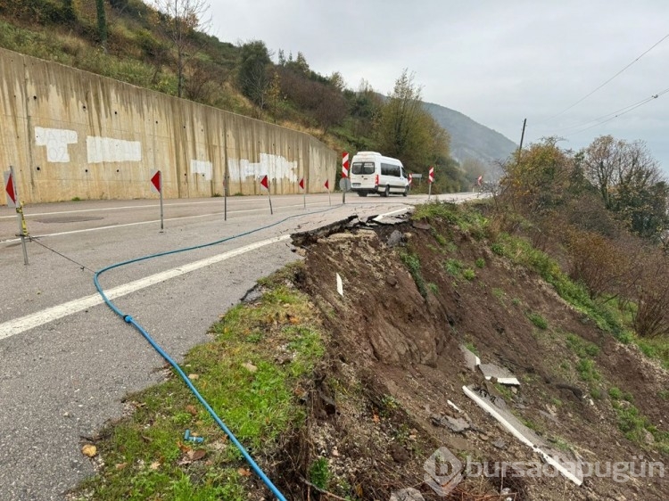 Bartın-Cide yolunda heyelan
