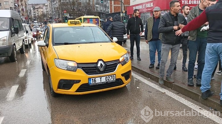 15 yaşındaki çocuk taksiciyi boynundan bıçakladı
