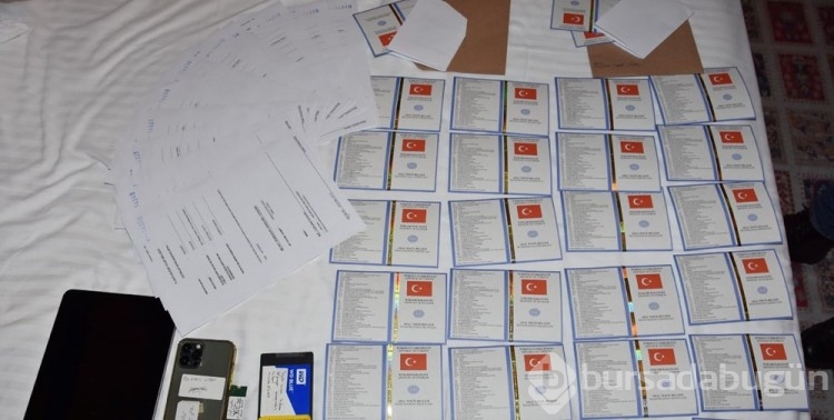 Noterde rüşvet ağı: 11 kişi tutuklandı
