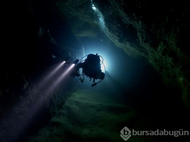 "Bilge Taş Mağarası" çok sayıda dalış tutkununu ağırlıyor
