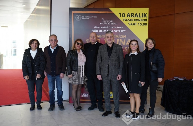 "Bir Ulus Uyanıyor" dünya prömiyeri Bursa'da yapıldı