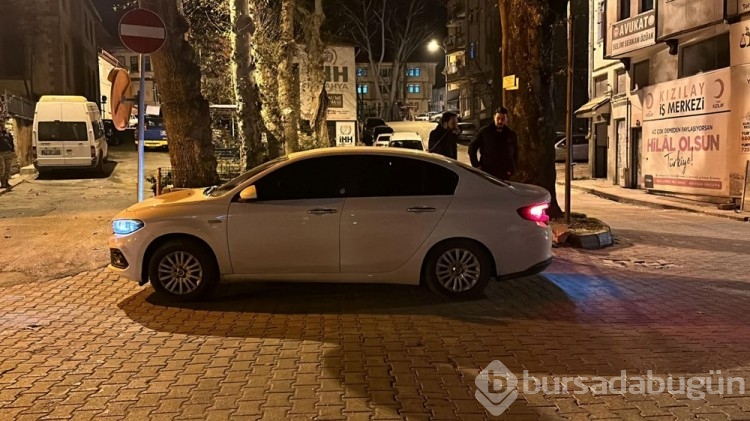 Astsubay trafikte tartıştığı genci tabancayla bacağından yaraladı
