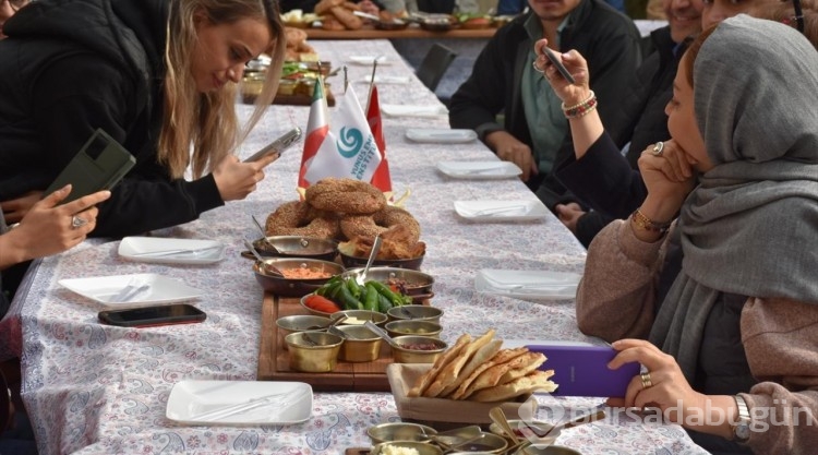 Tahran Yunus Emre Enstitüsü İranlıları Türk kahvaltısı ile buluşturdu
