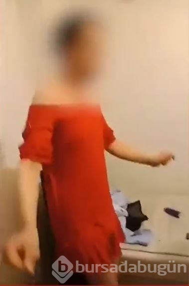 Kütahya'da tacizciyi eve çağırdılar, kadın elbisesi giydirip oynattılar
