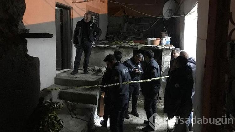 Aynı evde yaşadığı kadını tüfekle yaraladı
