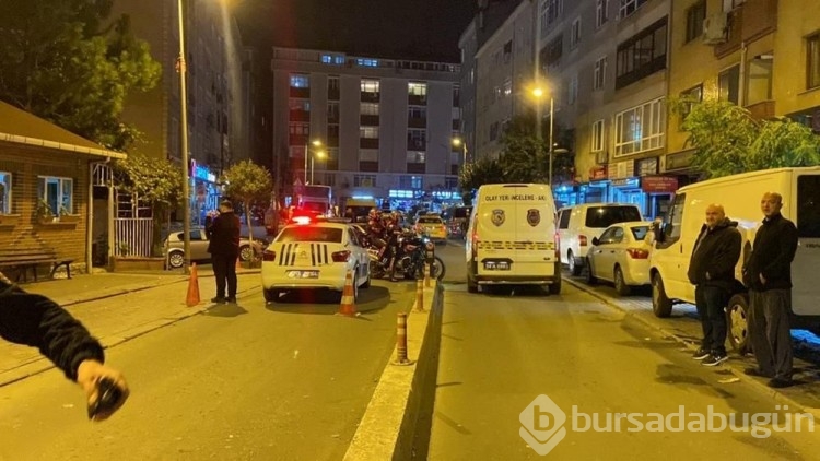 İstanbul'da taksi durağına kurşun yağmuru
