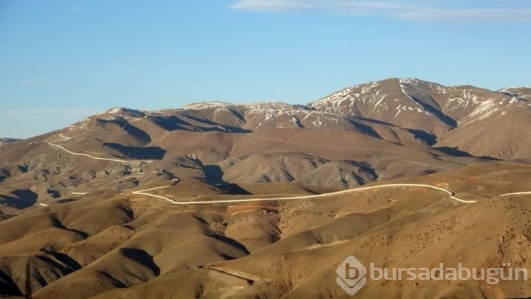 Van-İran sınırında örülen duvarın 170 kilometresi tamamlandı
