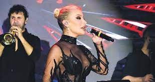 İrem Derici: Aklıma erişebilenler eleştirirse çok tatlı olur