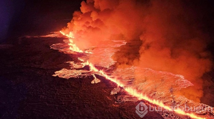 Reykjanes Yarımadası'nda bulunan yanardağ patladı
