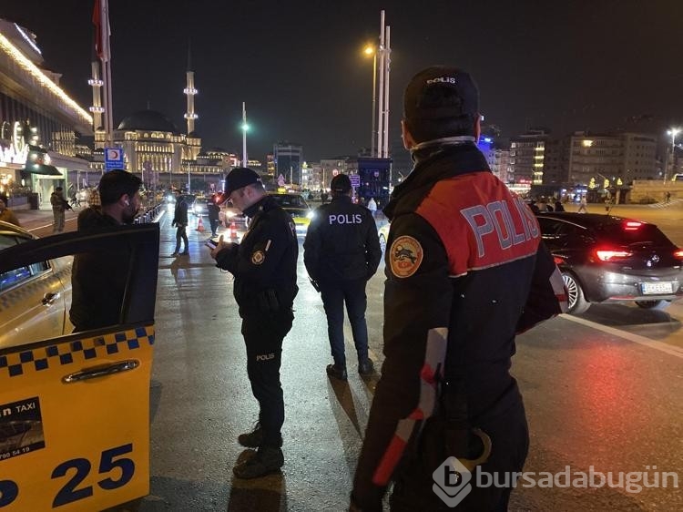 İstanbul'da helikopter destekli  'Huzur İstanbul' denetimi
