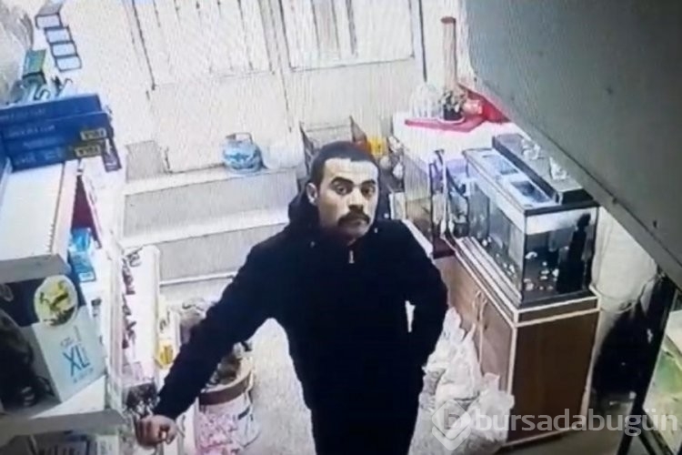 Bursa polisi oto hırsızını adım adım takip ederek yakaladı