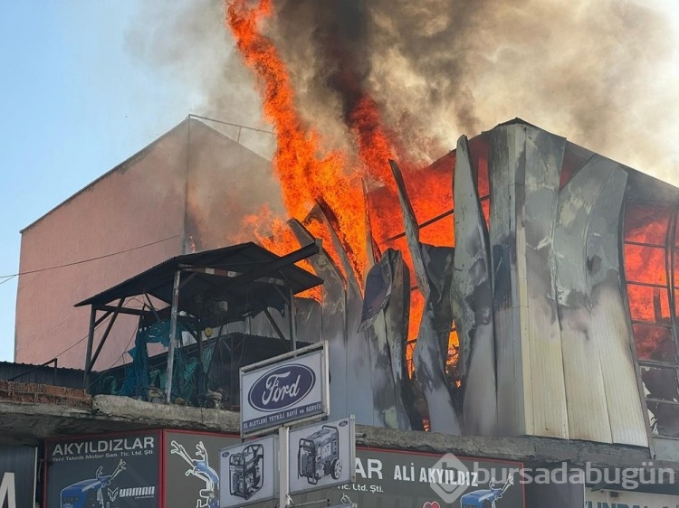Kayseri'de sanayi sitesinde yangın
