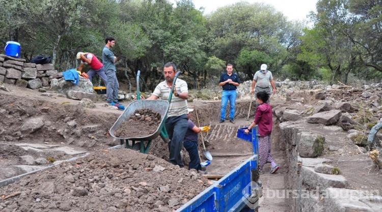 Manisa'da 1900 yıllık antik yol gün yüzüne çıktı
