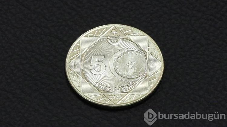 Darphanede tartışmalı madeni 5 liranın basım aşaması
