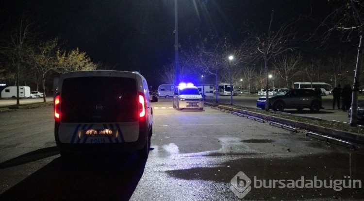 Açık otoparktaki 35 aracın camını bir şahıs kırdı