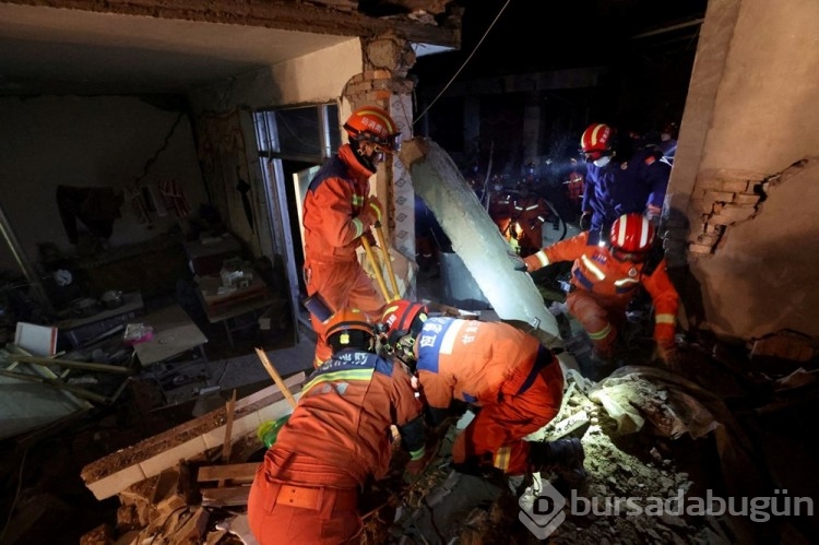 Çin'de deprem: Ölü sayısı 130'u aştı
