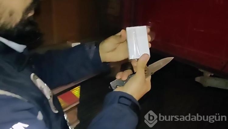 'Tiryaki' ile aramada 300 bin paket kaçak sigara ele geçirildi
