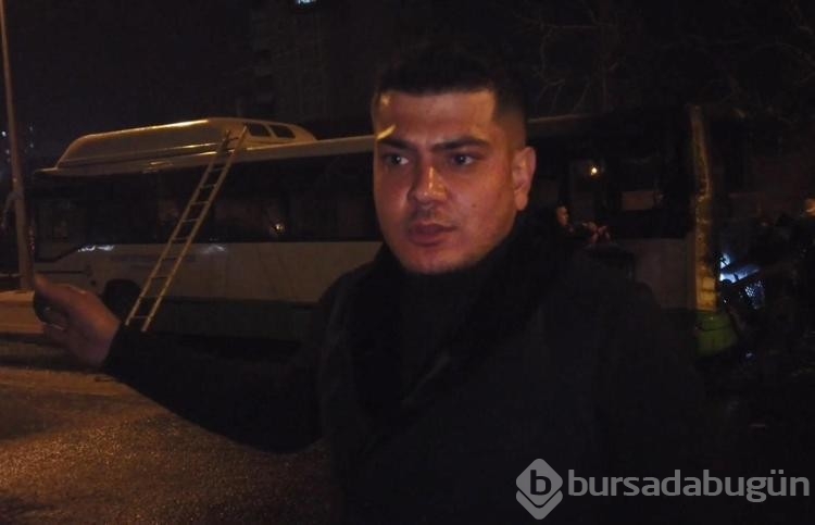 Seyir halindeyken alev alan özel halk otobüsü kullanılamaz hale geldi
