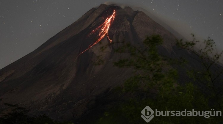 Merapi Yanardağı'nda volkanik hareketlilik
